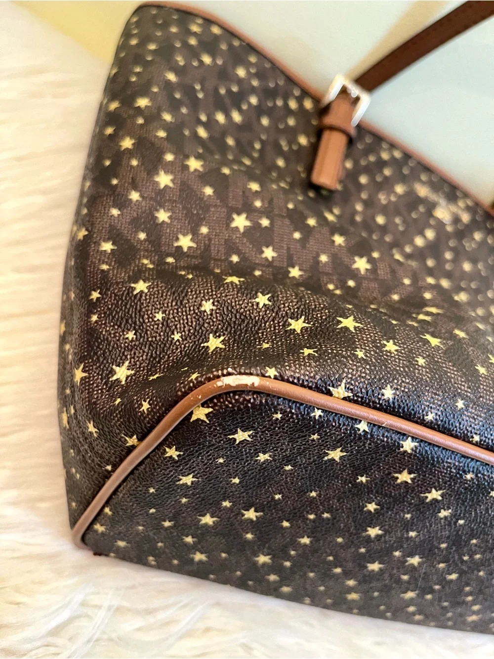 Michael Kors Jet Set Charm Gold Star Tote